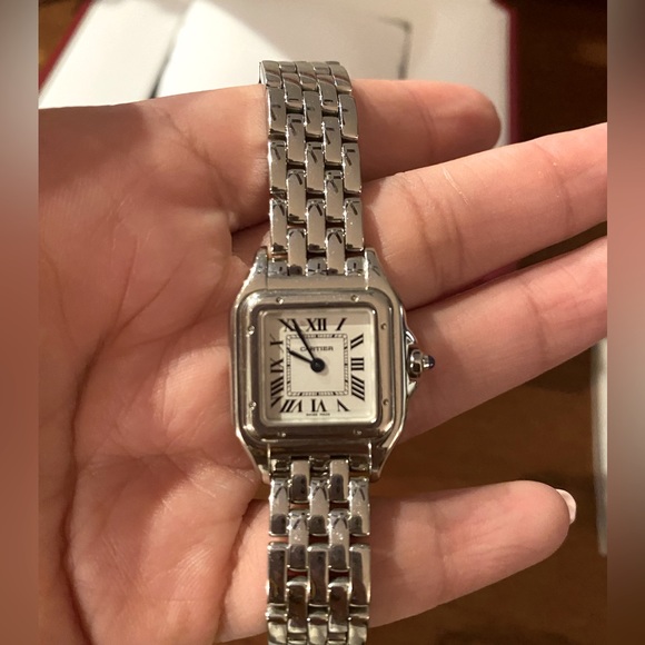 Cartier panther small watch. Like new condition includes everything! - Picture 4 of 15